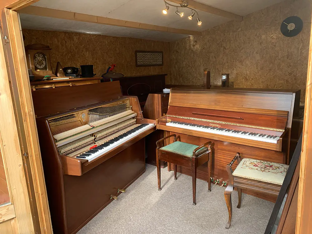 Image of pianos for sale